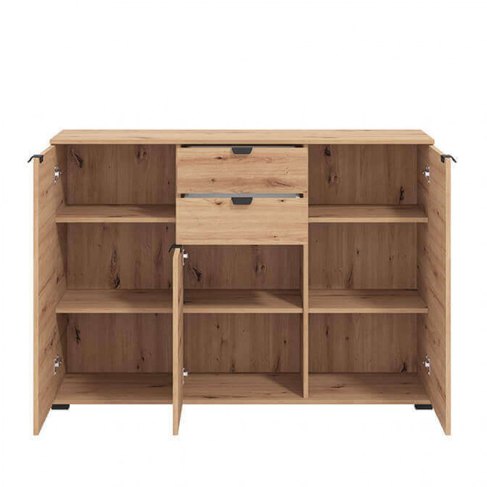 Credenza in rovere chiaro con ante laterali aperte, mostrando gli ampi vani interni e i ripiani regolabili.