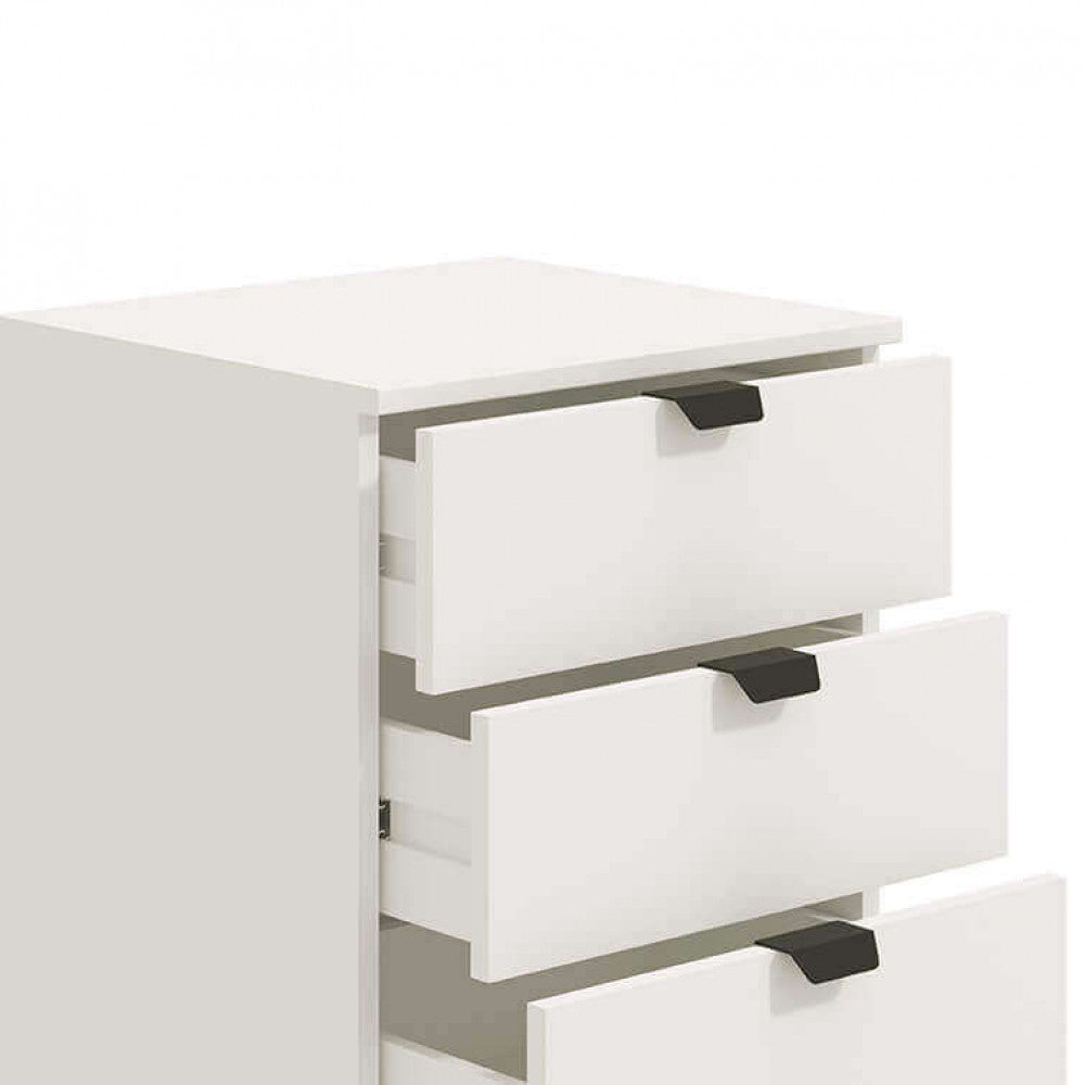 Ingrandimento dei primi tre cassetti aperti della cassettiera Duero, che rivela la precisione dei meccanismi di scorrimento.