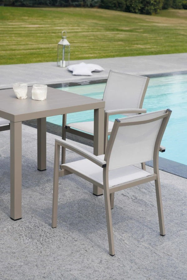 Tavolo San Vincenzo STA23T