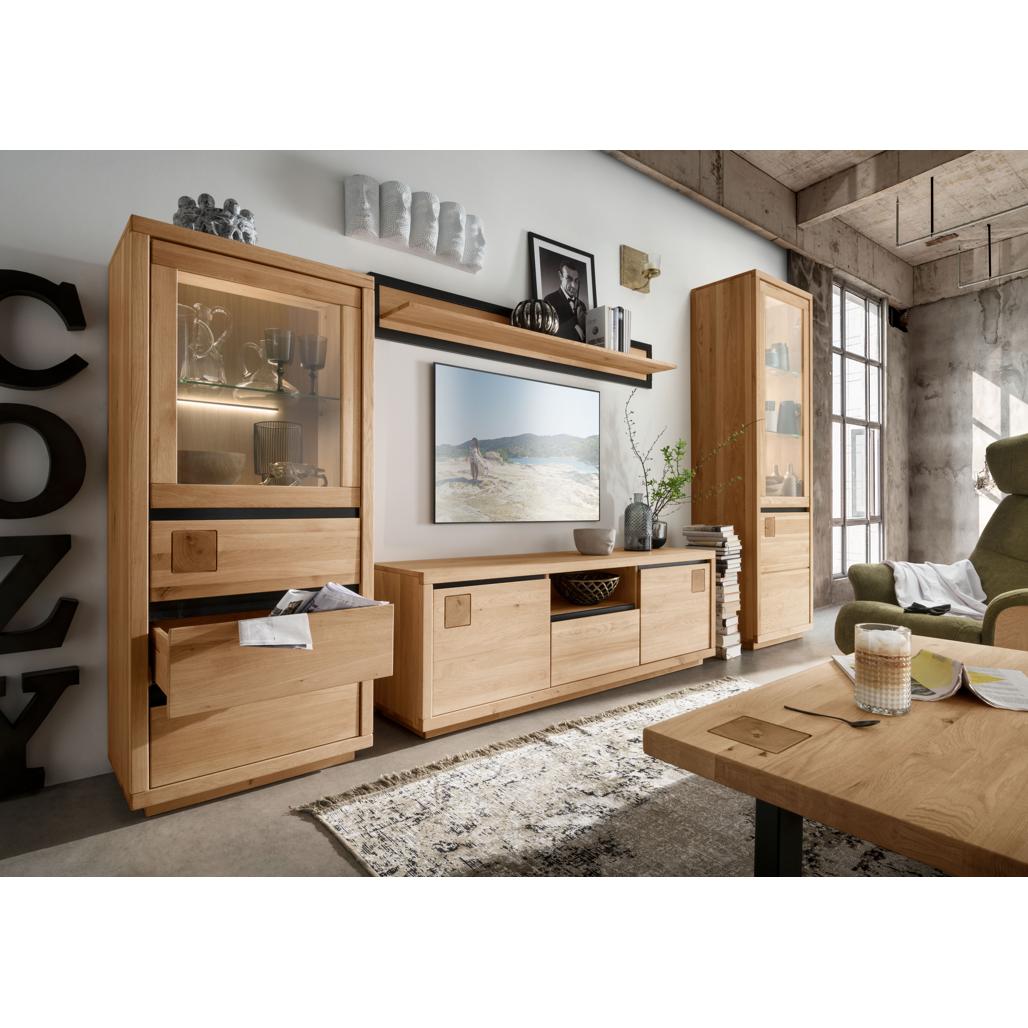 Credenza Fende I – L: Eleganza Industriale