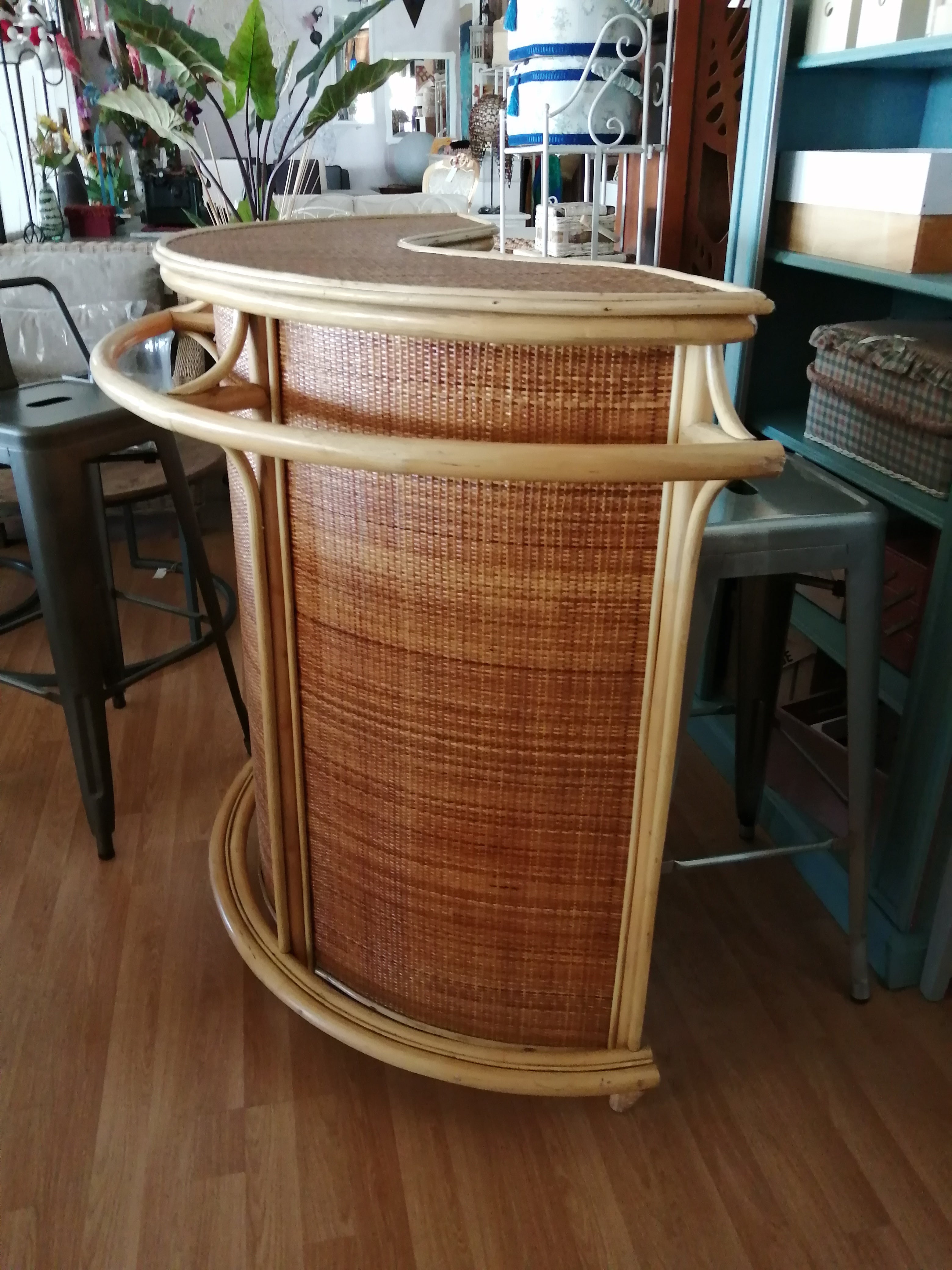 Mobile Angola bar in Rattan e Legno