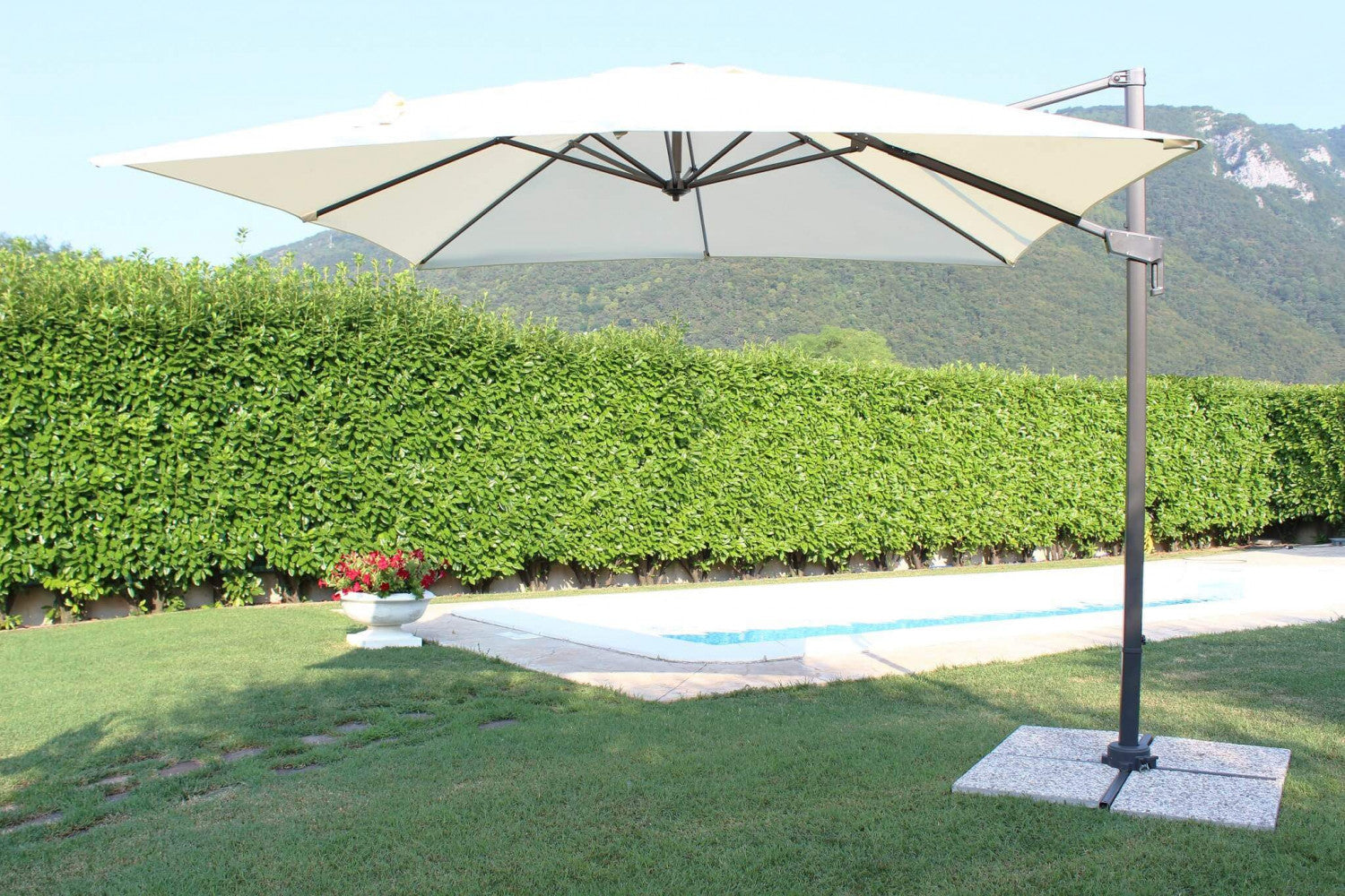 OMBRELLONE NEWTON NERO P/L 3 X 3 TELO ECRU