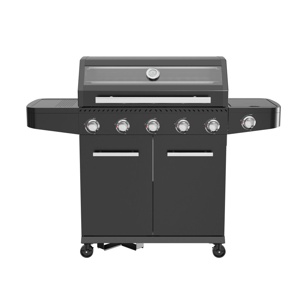 Vista frontale del barbecue a gas Maine 5 fuochi isolato su sfondo bianco, che evidenzia il design moderno e i comandi.