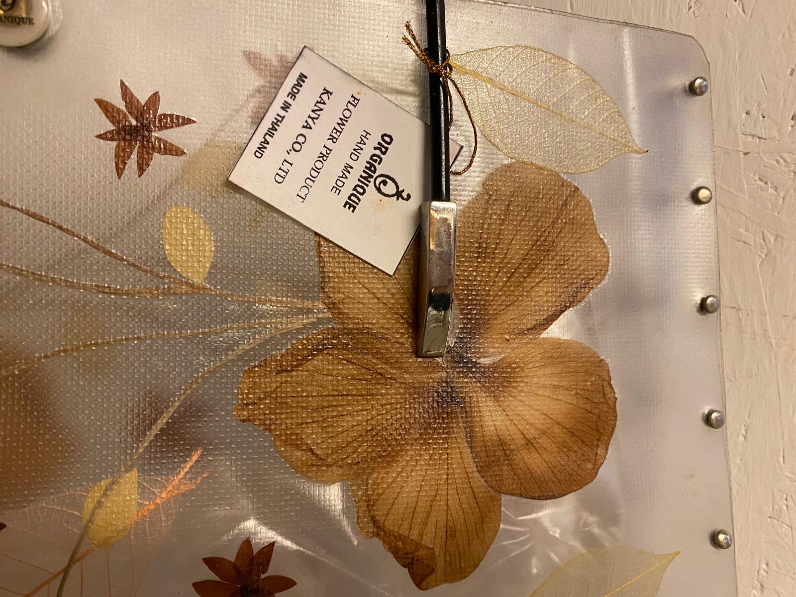 Mini borsa orizzontale in plastica.