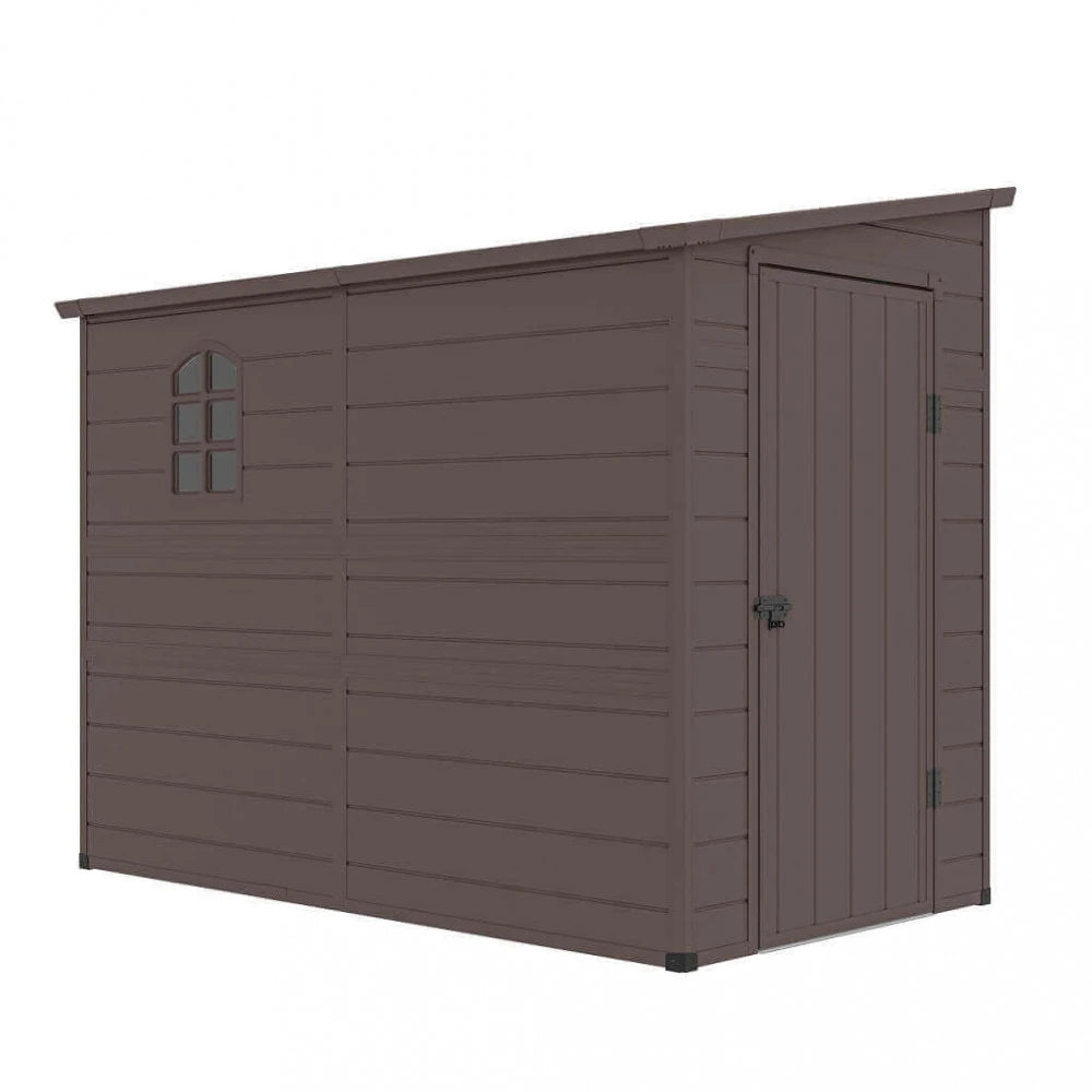 La Casetta Hause ambientata in un giardino, che ne evidenzia le dimensioni e l'utilità per mantenere lo spazio esterno ordinato e pulito | Albert Stock