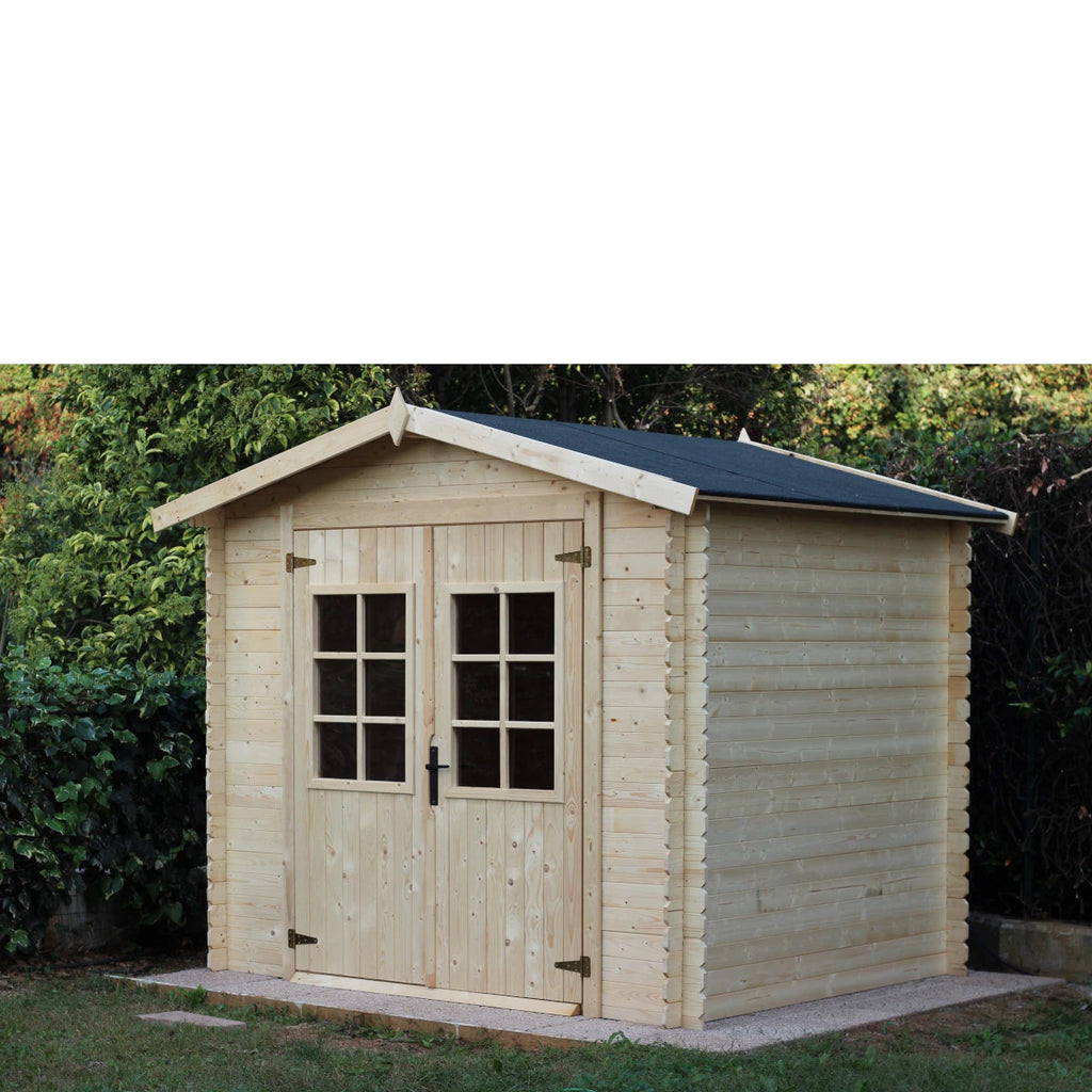 Casetta Sara da giardino 246x200 cm in Abete Grezzo, con doppia porta con serratura e tetto bitumato.