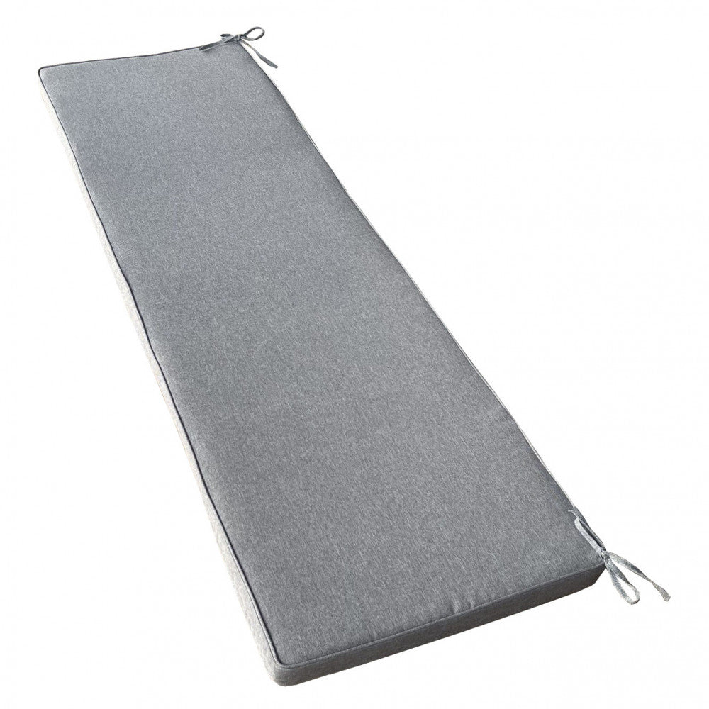 Cuscino rettangolare Real 150 grigio chiaro melange isolato su sfondo bianco, con laccetti di fissaggio visibili.