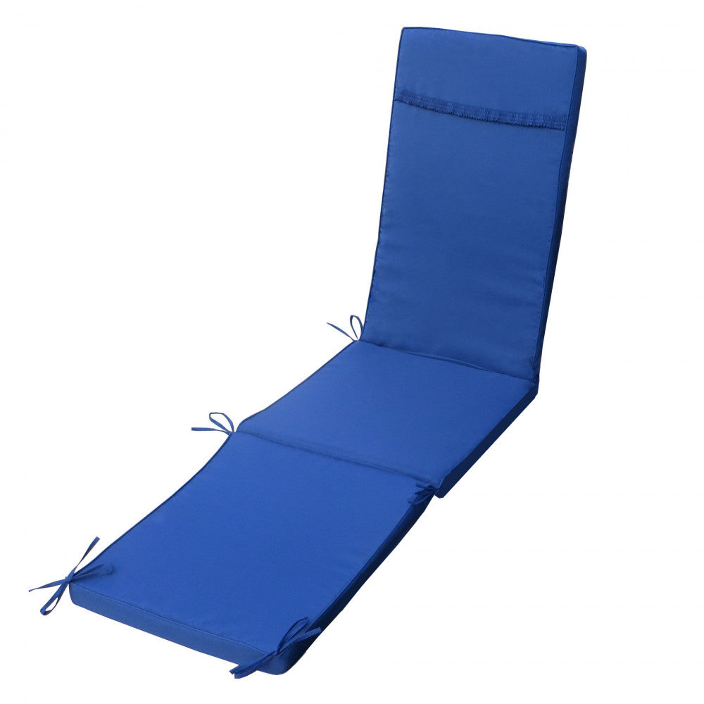 Vista posteriore del cuscino steamer blu scuro isolato su sfondo bianco, con fascia elastica per il fissaggio alla seduta.