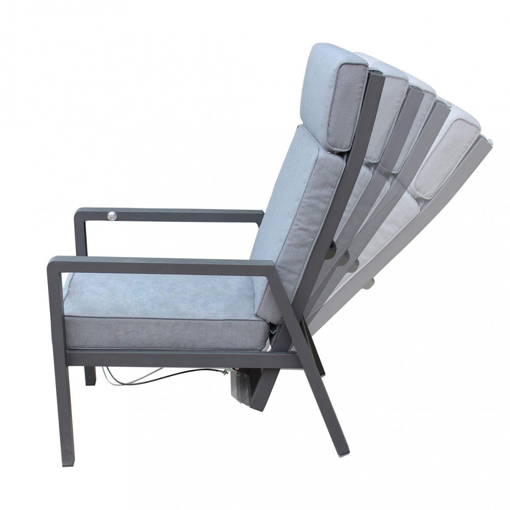 Primo piano della funzione reclinabile di una poltrona del salotto Beira, che mostra la versatilità del design.