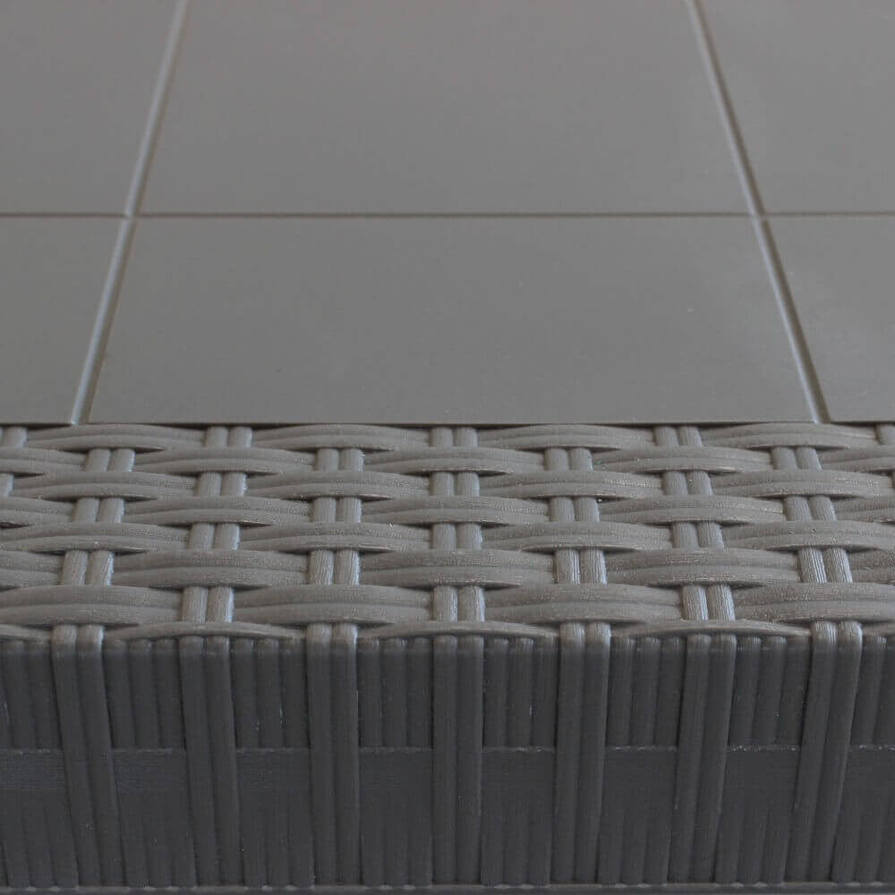 Tavolo per esterni Dallas, con design quadrato moderno e robusto, perfetto per balconi e terrazze | Albert Stock