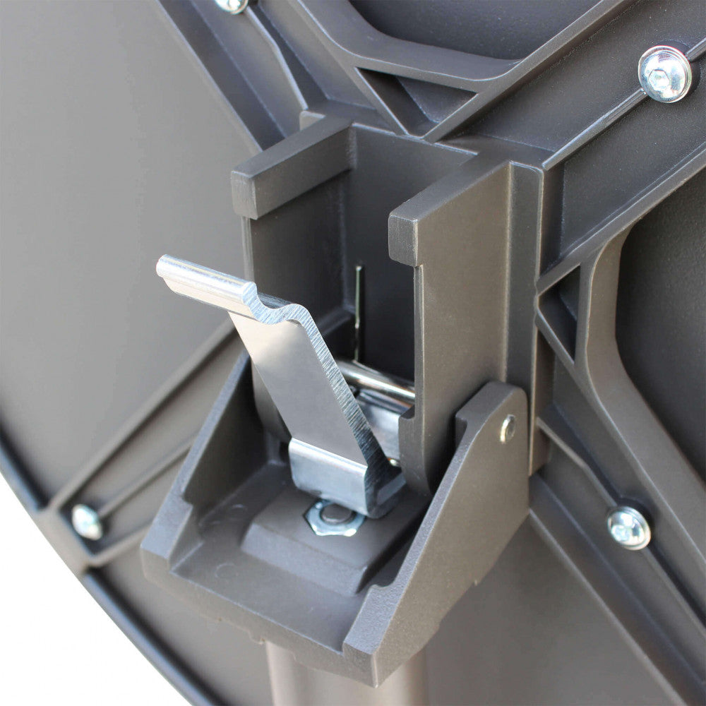 Dettaglio meccanismo del Tavolo Alto Vega, struttura robusta e design moderno per arredare con stile gli spazi esterni | Albert Stock