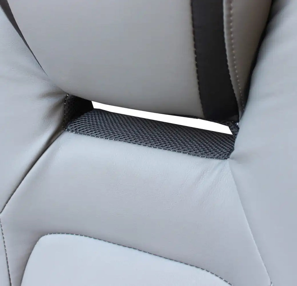 dettaglio schienale della poltrona da gaming gta grigio chiaro ergonomica per ufficio e postazione pc