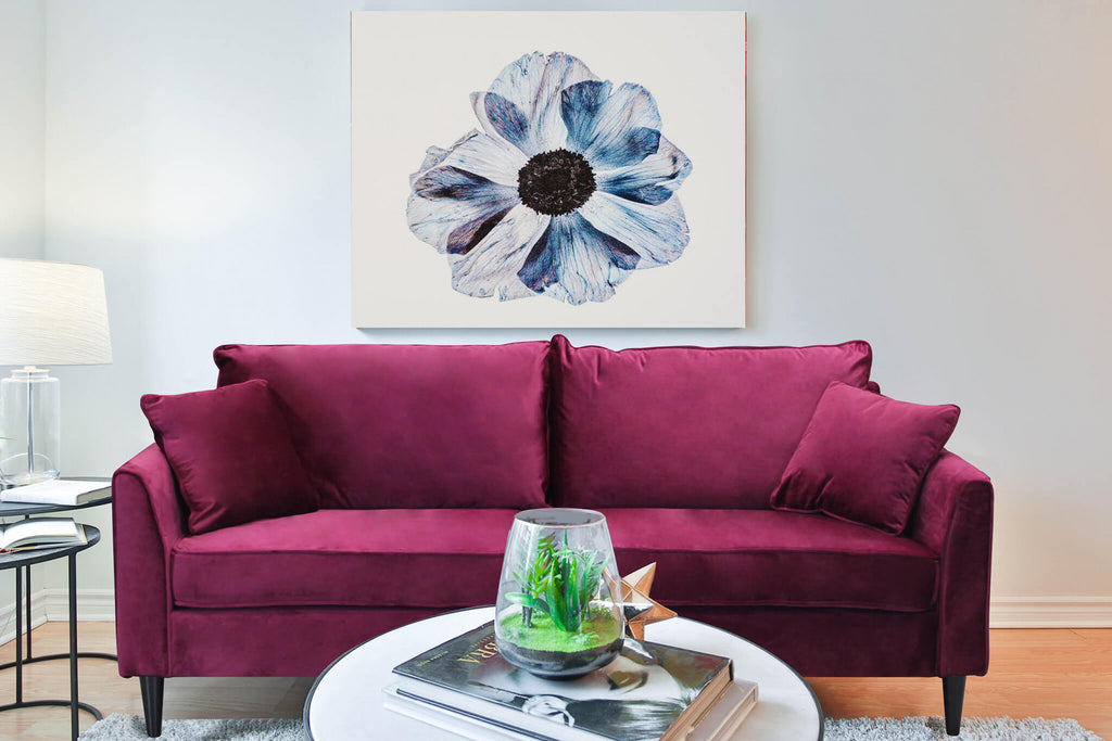 Divano 3 posti Chandler bordeaux by Albert in un soggiorno moderno con arredi complementari