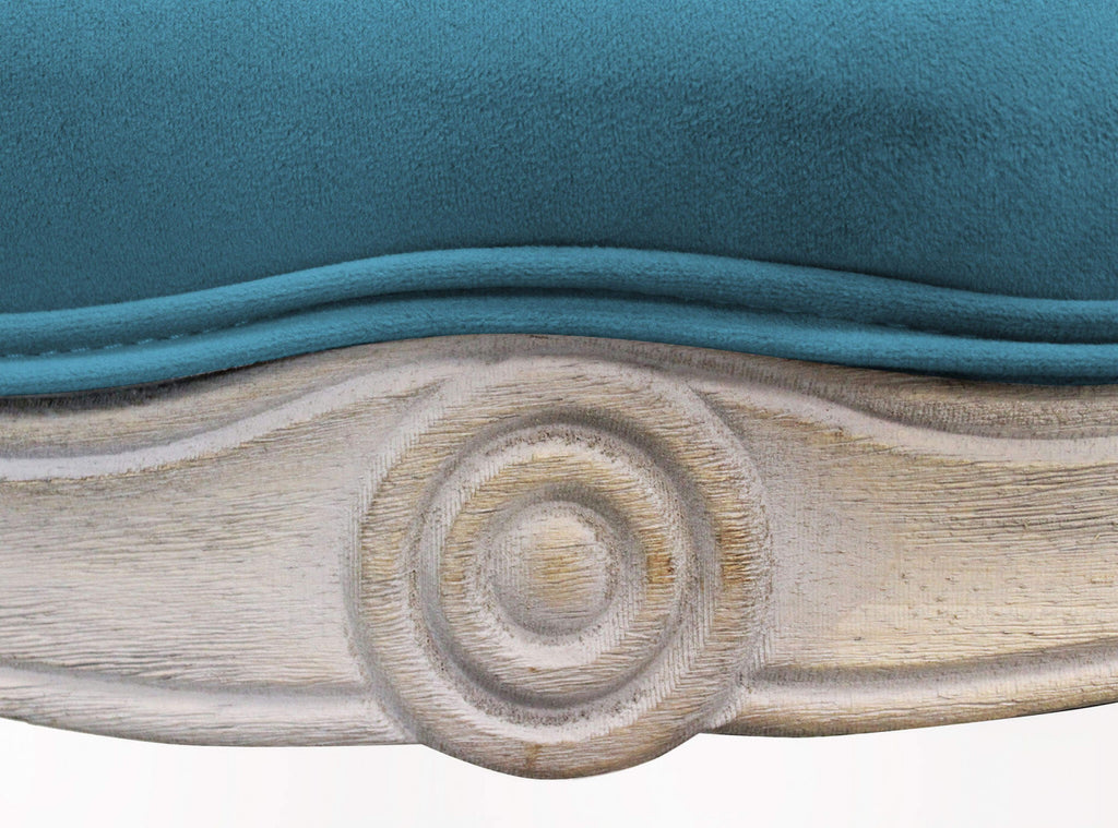 Dettaglio struttura in legno e gambe del Divano Coleman velluto blu by Albert