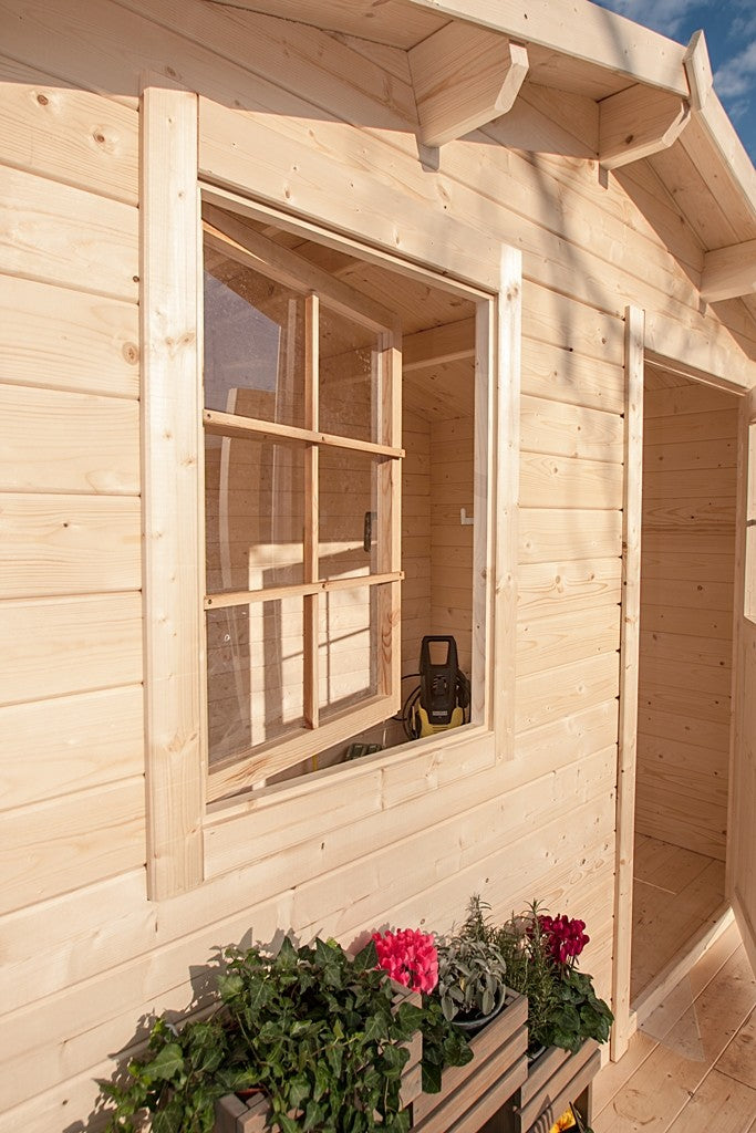 CASETTA MALAGA 300X250