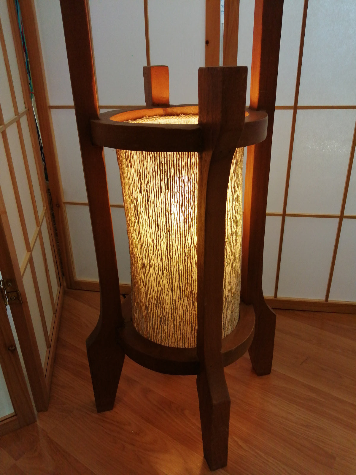 lampada-etnica-legno