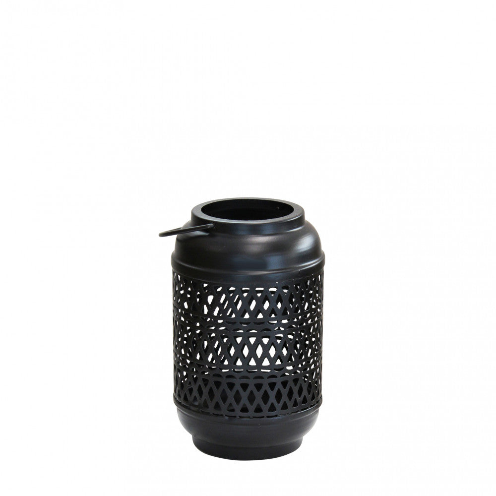 Lanterna Karen Piccola in metallo nero per arredo esterno.