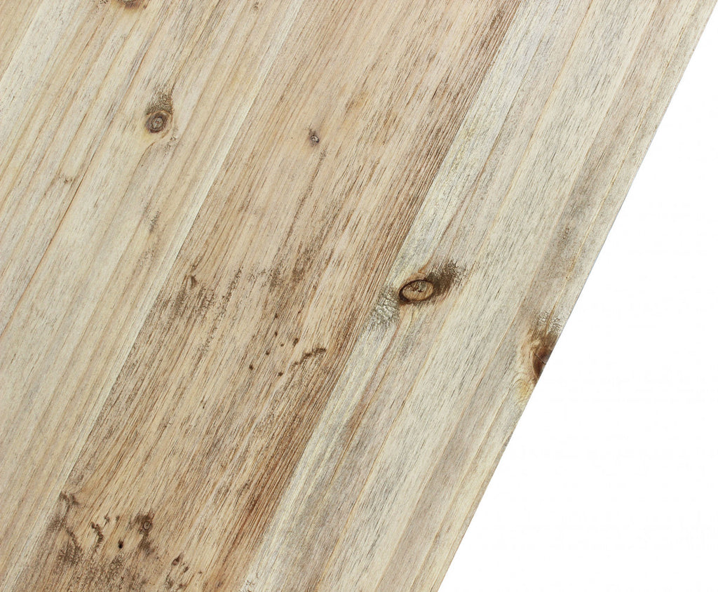 Texture ravvicinata del piano in legno marrone, che rivela i nodi naturali e la finitura tattile di alta qualità della libreria.