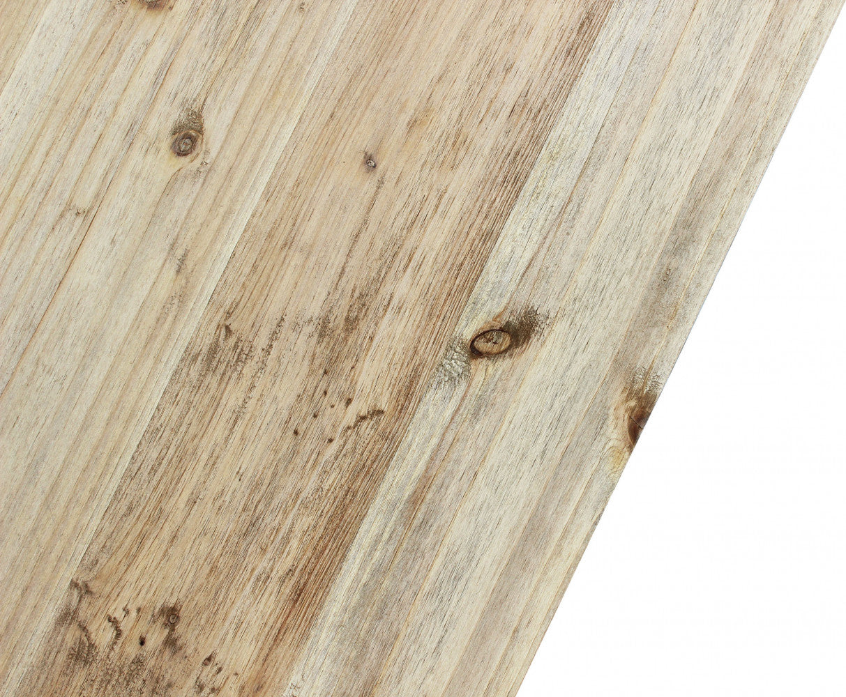 Texture ravvicinata del piano in legno marrone, che rivela i nodi naturali e la finitura tattile di alta qualità della libreria.