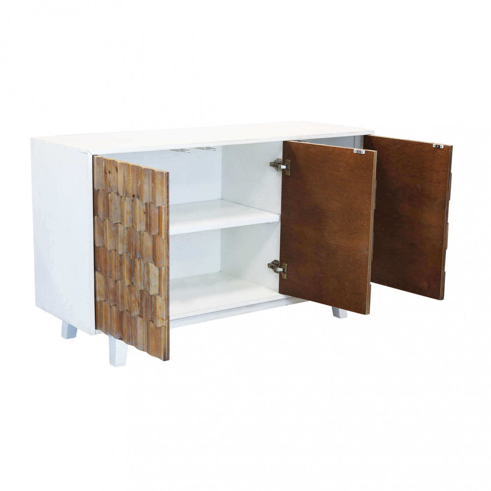 Credenza ARCHIE con ante aperte, rivelando i capienti ripiani interni bianchi.
