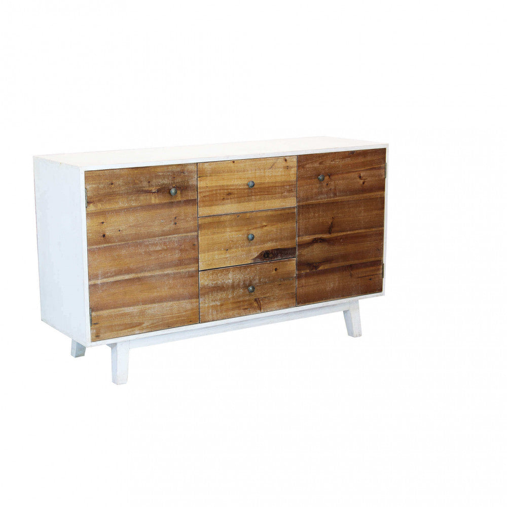 Credenza Austen isolata su sfondo bianco, mostrando il contrasto tra la struttura bianca e i frontali in legno naturale.