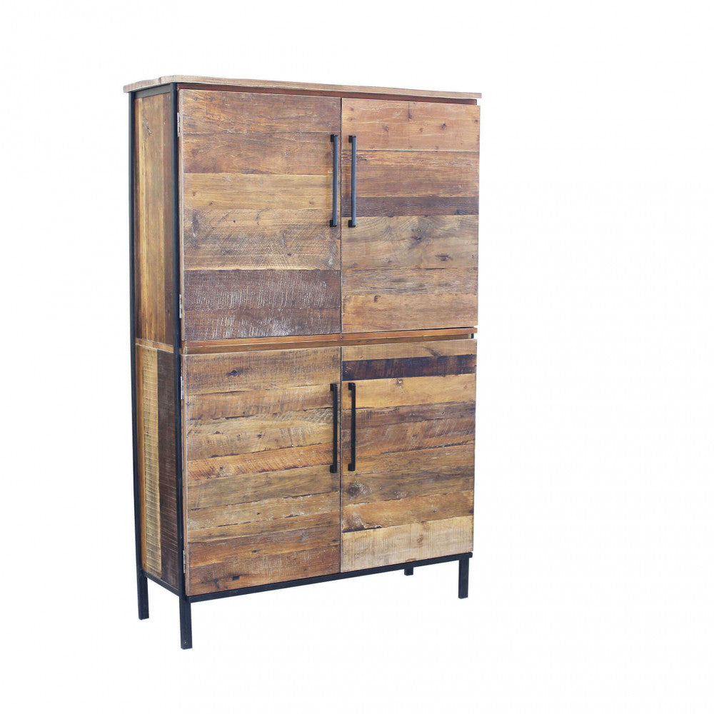 Credenza BRAXTON isolata su sfondo bianco, mostrando i quattro sportelli in legno grezzo e telaio metallico.