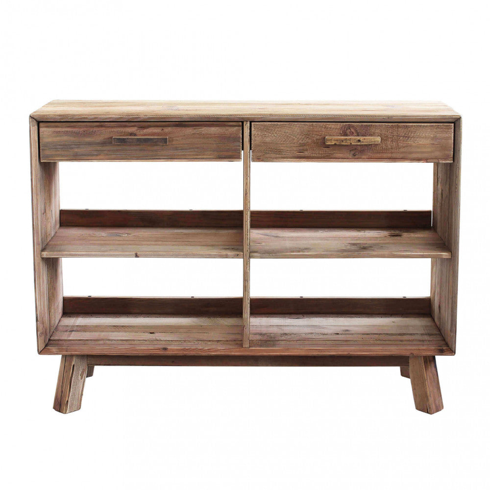 Inquadratura frontale simmetrica della credenza, che esalta la geometria dei ripiani e le maniglie integrate dal design minimale.