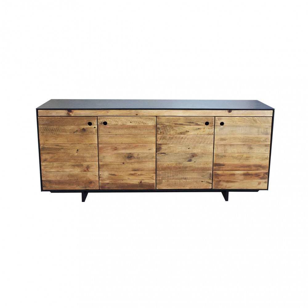 Vista frontale in studio della credenza ELDRED chiusa, che evidenzia il design geometrico.