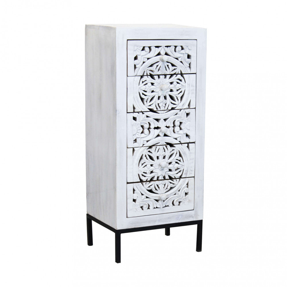 Mobile a cassetti alto modello Foster, con struttura in ferro nero e cinque cassetti in legno di mango sbiancato, vista Frontale