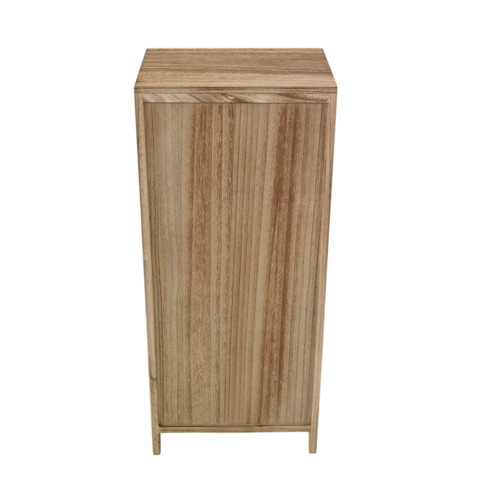 Vista posteriore del mobiletto Carlos, che mostra la finitura uniforme in legno marrone chiaro.