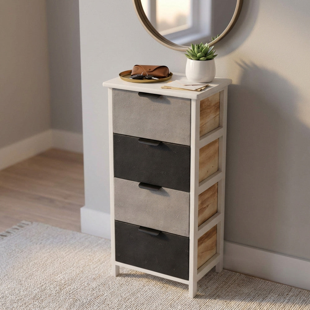 Mobiletto shabby chic Casimiro utilizzato come svuotatasche in un ingresso elegante con specchio rotondo.