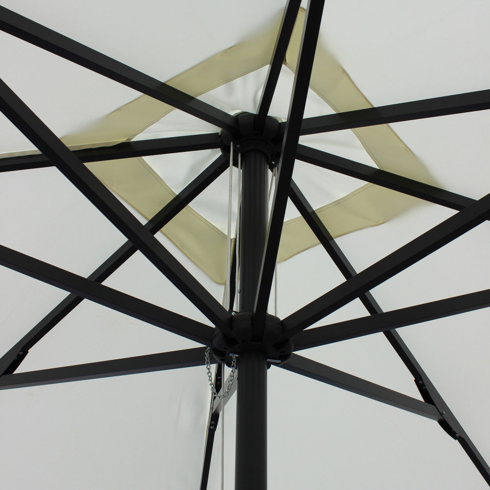 Ombrellone quadrato 3x3 metri con palo centrale nero e telo beige a4