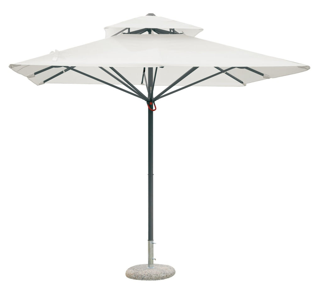 Ombrellone quadrato 4x4 metri grigio con palo centrale in alluminio per grandi spazi.