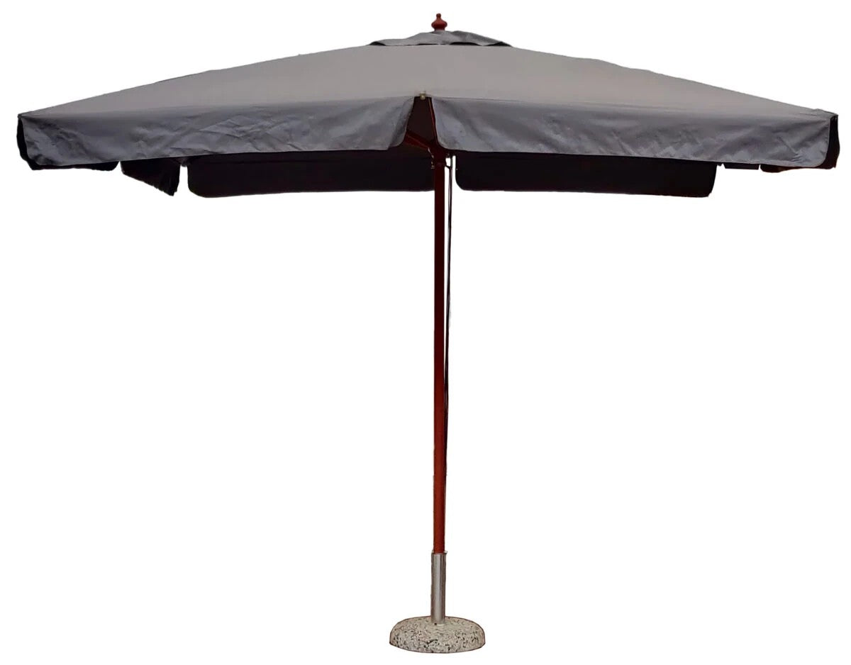 Ombrellone quadrato 3x3 metri in legno naturale con telo ecrù.