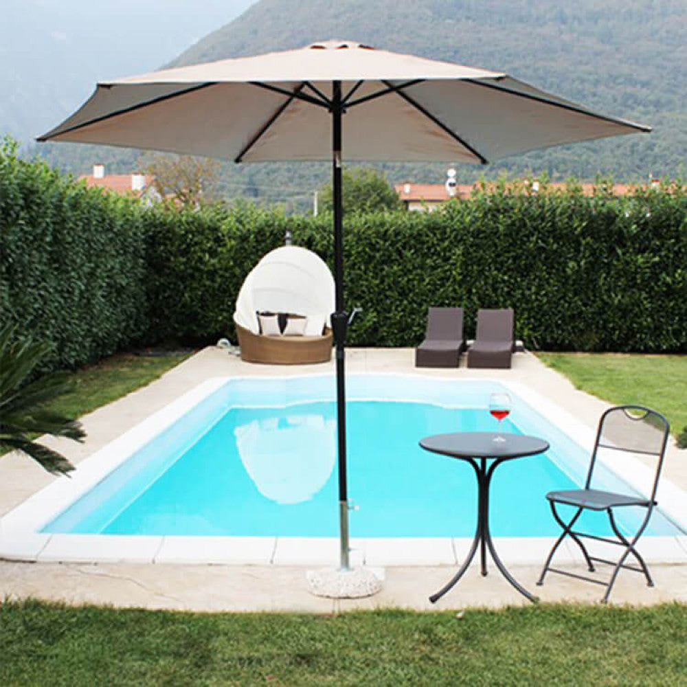 Ombrellone da giardino sostenibile in poliestere.