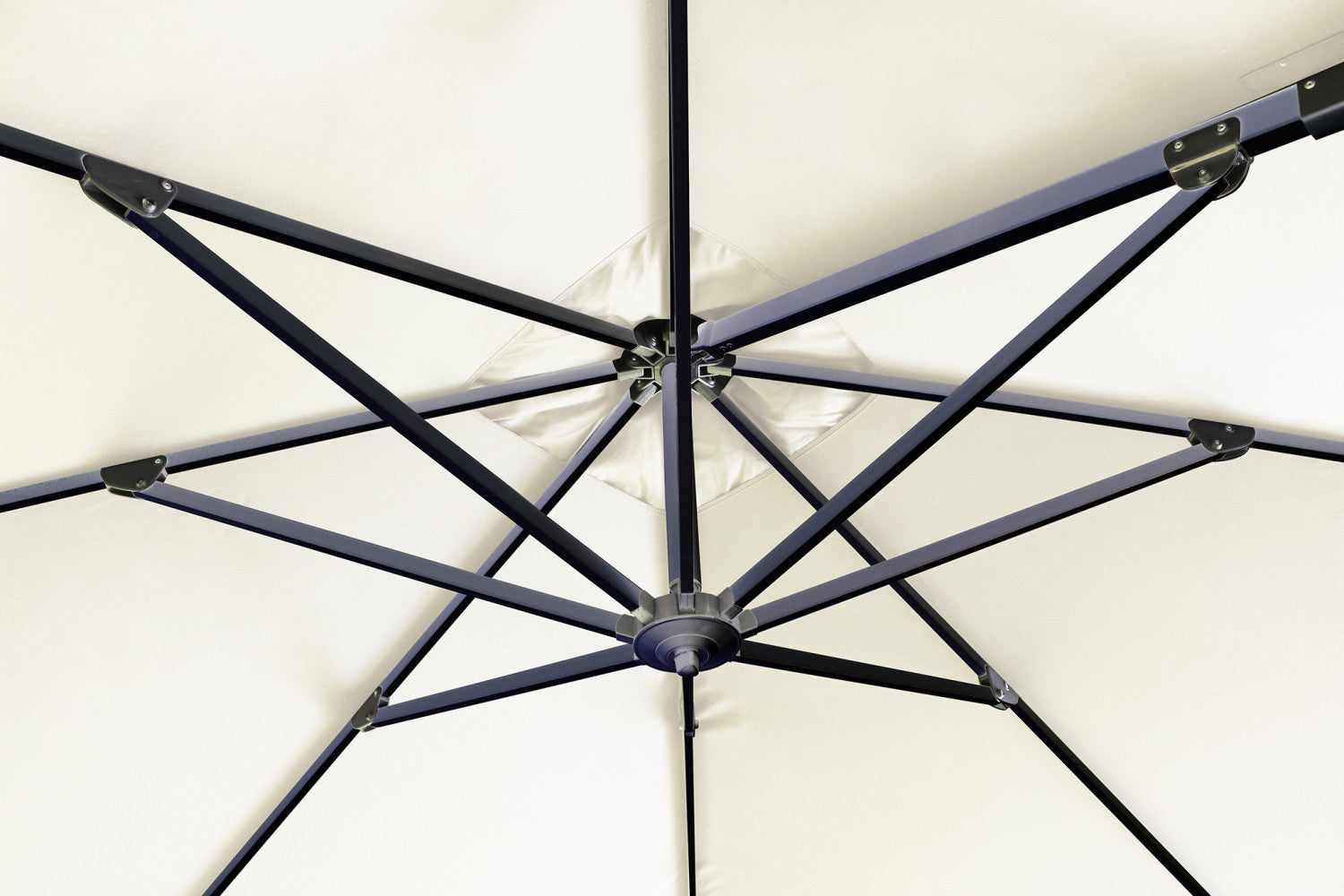 Ombrellone per la spiaggia in poliestere anti UV diametro 200