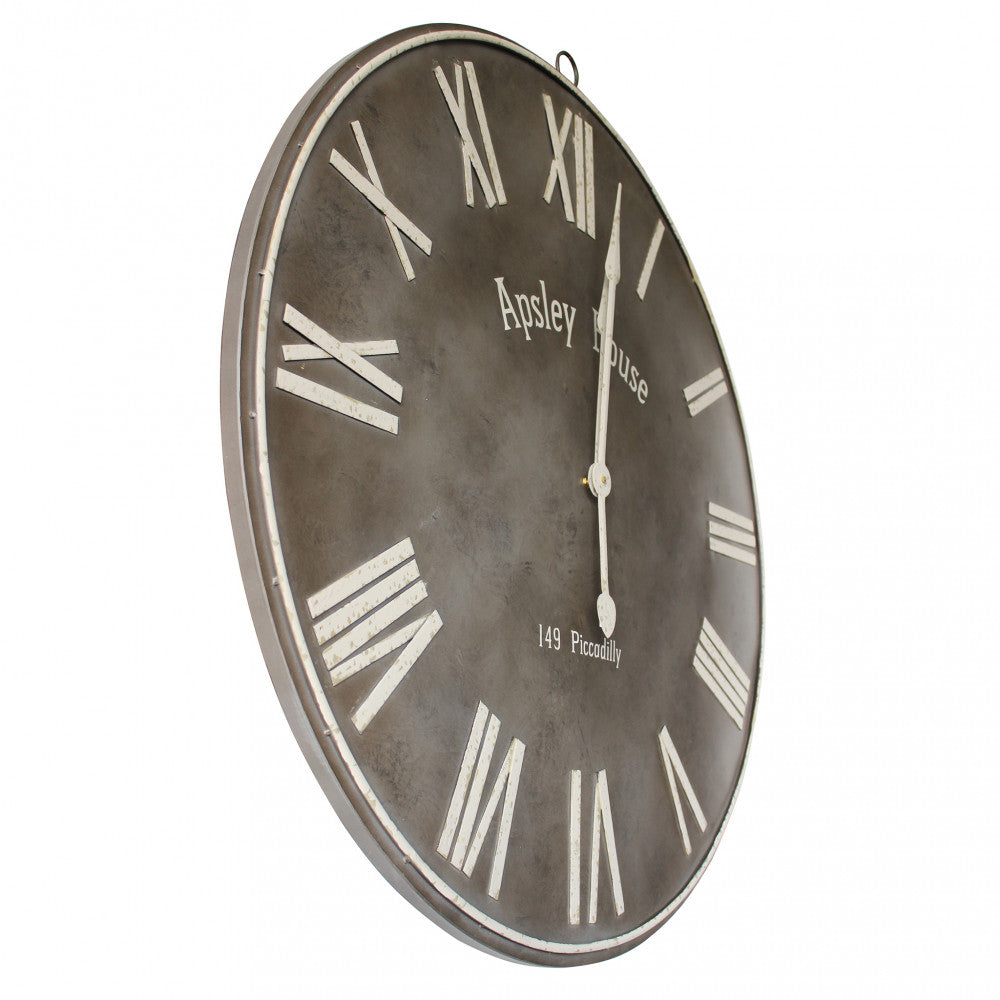 Vista laterale angolata dell'orologio in legno HUGO che mostra il profilo sottile e i dettagli materici.