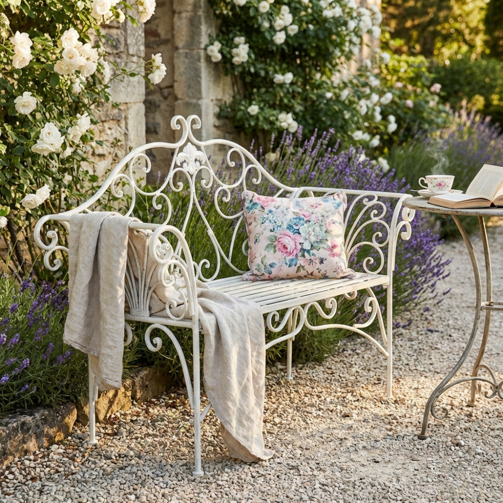 Panca da giardino Cosma Eloise in acciaio bianco antico con volute