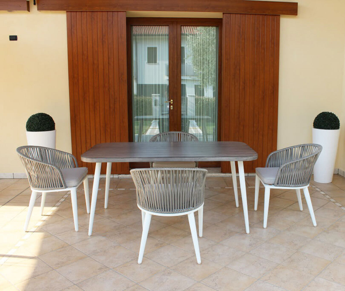 Panoramica in Veranda Tavolo per esterni Granada, con design rettangolare moderno e robusto, perfetto per ospitare amici e familiari in giardini e terrazze | Albert Stock