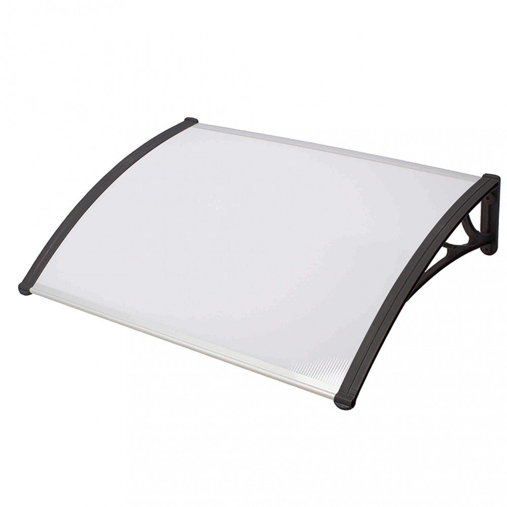 Pensilina Rain opaca con braccetti in ABS, installata sopra una porta d'ingresso, che mostra il pannello in policarbonato alveolare 120x150