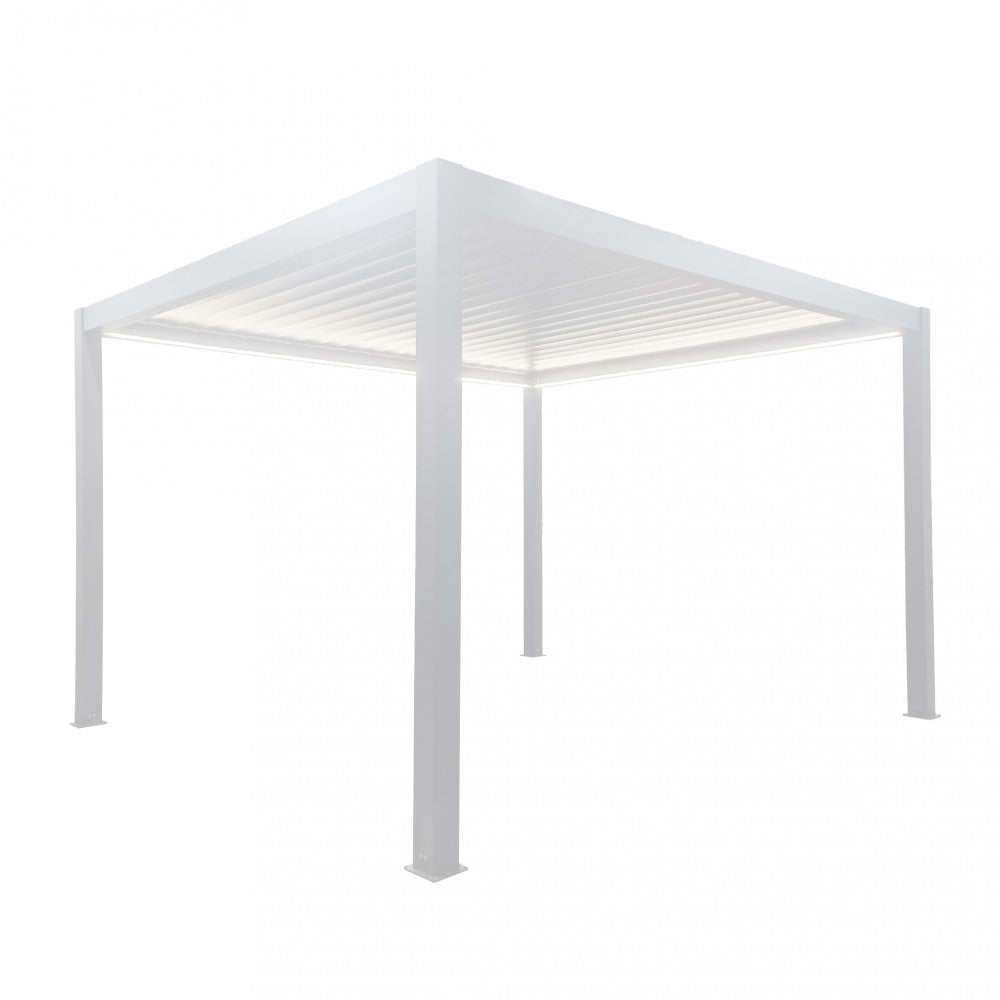Struttura architettonica della pergola bioclimatica 4x4 bianca isolata su sfondo bianco.