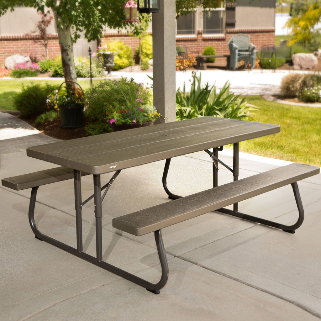 Tavolo da picnic pieghevole Lifetime marrone chiaro con panche integrate