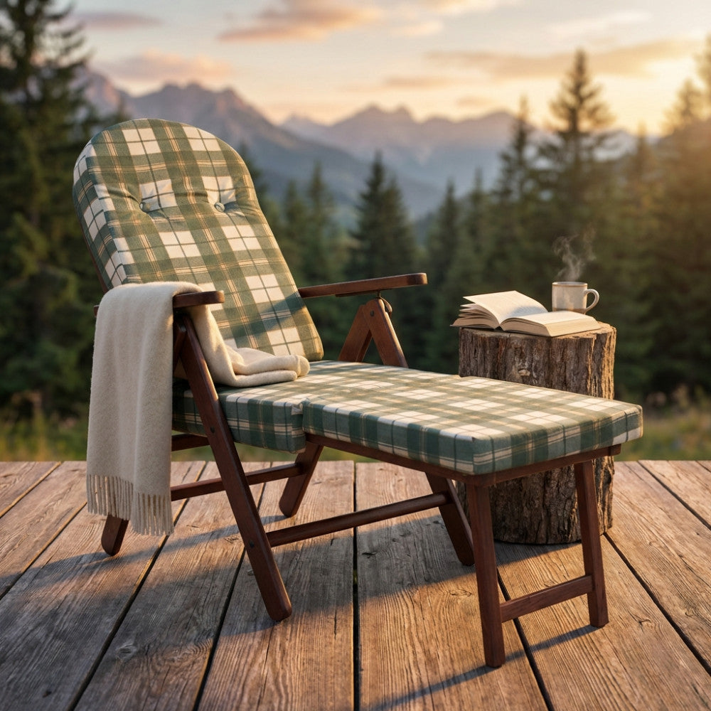 Poltrona relax Cosma in legno di faggio con cuscino tartan verde