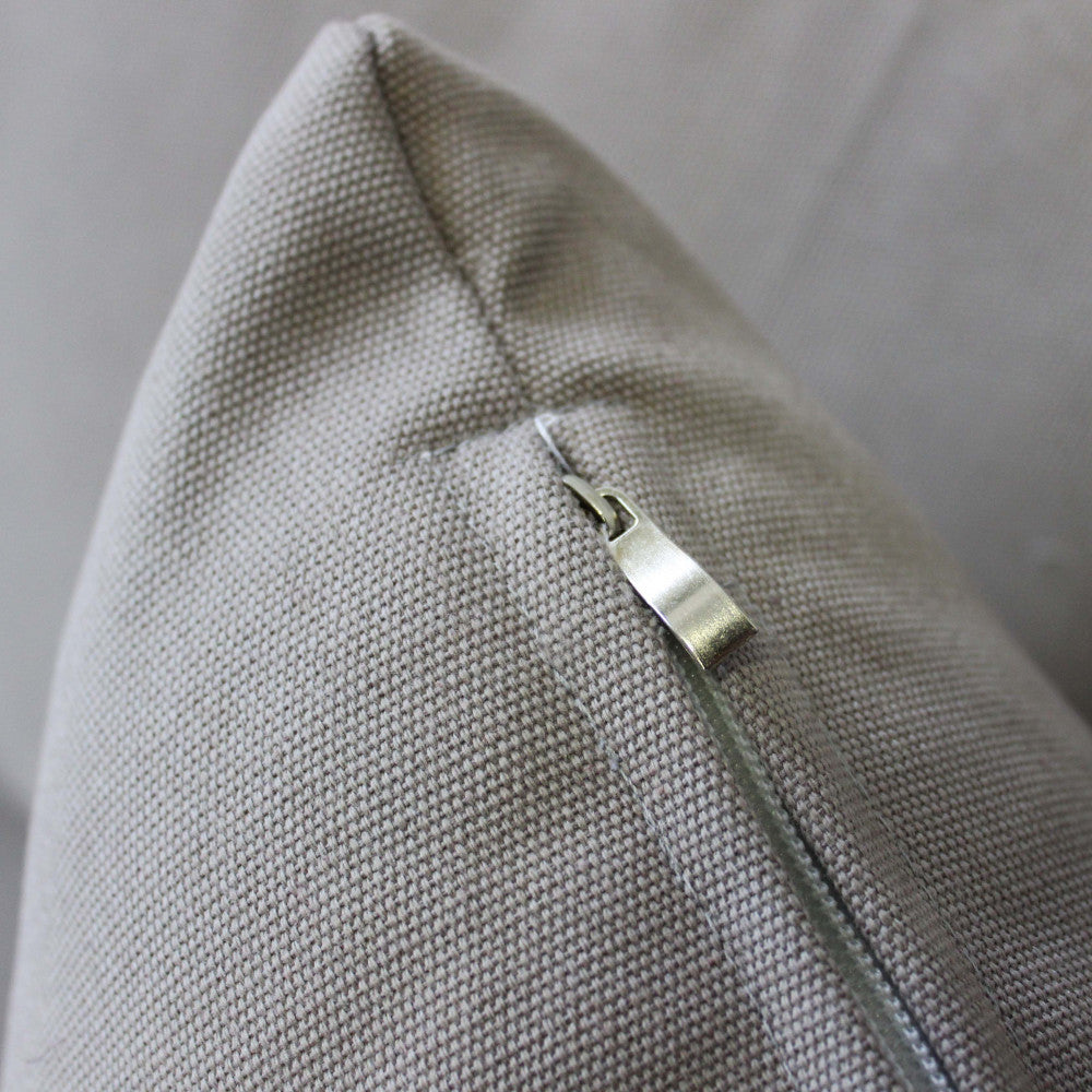 Dettaglio della struttura in bamboo della poltrona Bronx.