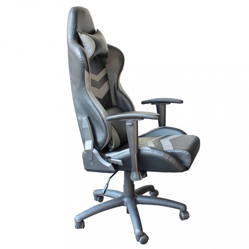 Profilo laterale della poltrona da gaming Fortnite su sfondo bianco, che mostra la struttura ergonomica e i braccioli.
