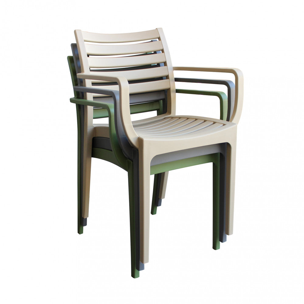 Dettaglio della struttura in polipropilene della poltrona Eveline.