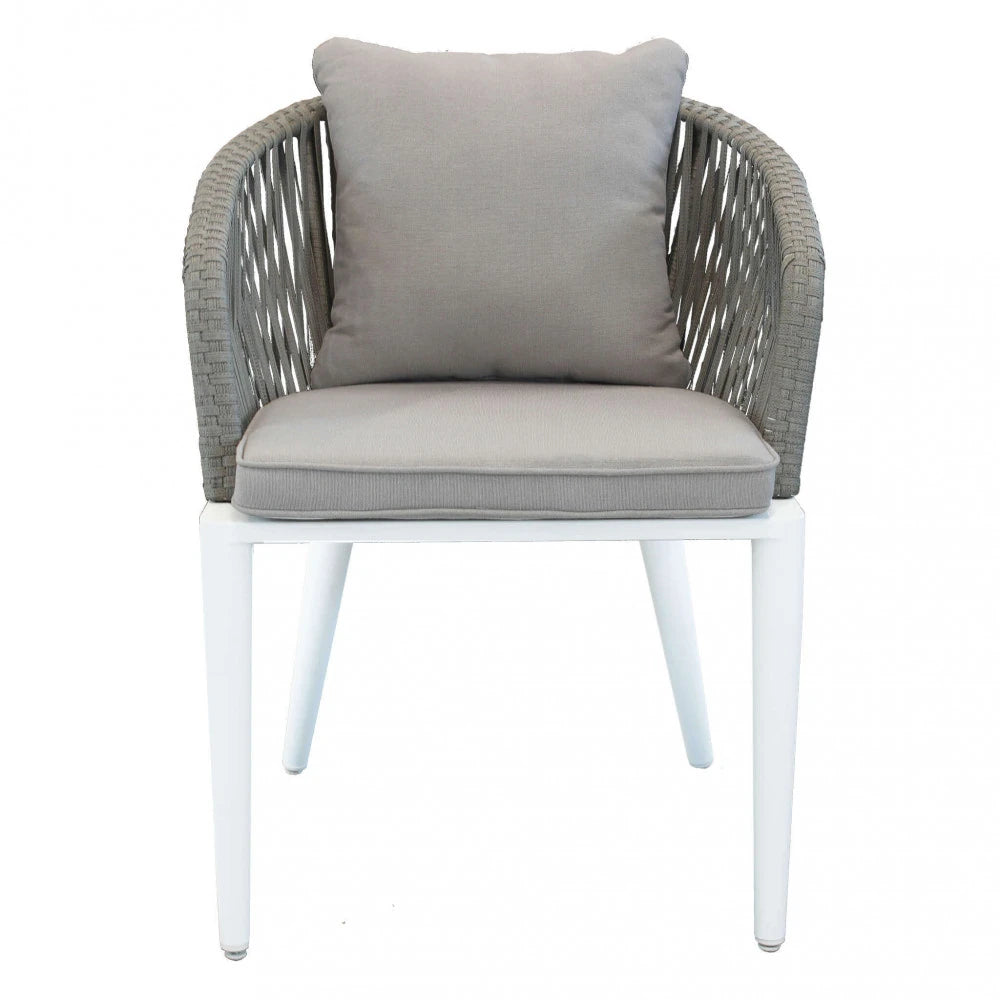 Poltrona Granada Grigia con intreccio in polyrattan e struttura in alluminio, cuscini sfumati, per salotto da esterno, vista frontale