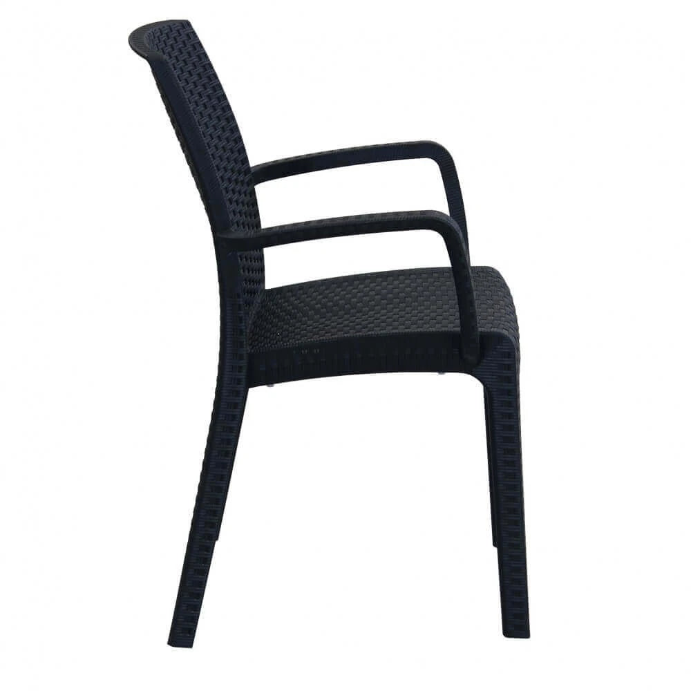 Poltrona Indiana in poly rattan antracite con braccioli, impilabile per esterni, vista laterale
