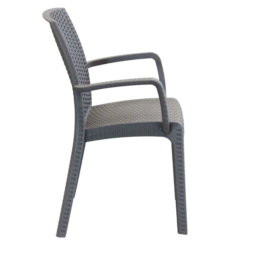 Poltrona Indiana in poly rattan tortora con braccioli, impilabile per esterni, vista laterale