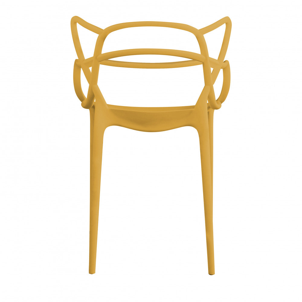 Poltrona Lily in plastica color giallo senape con braccioli e quattro gambe sottili, vista retro